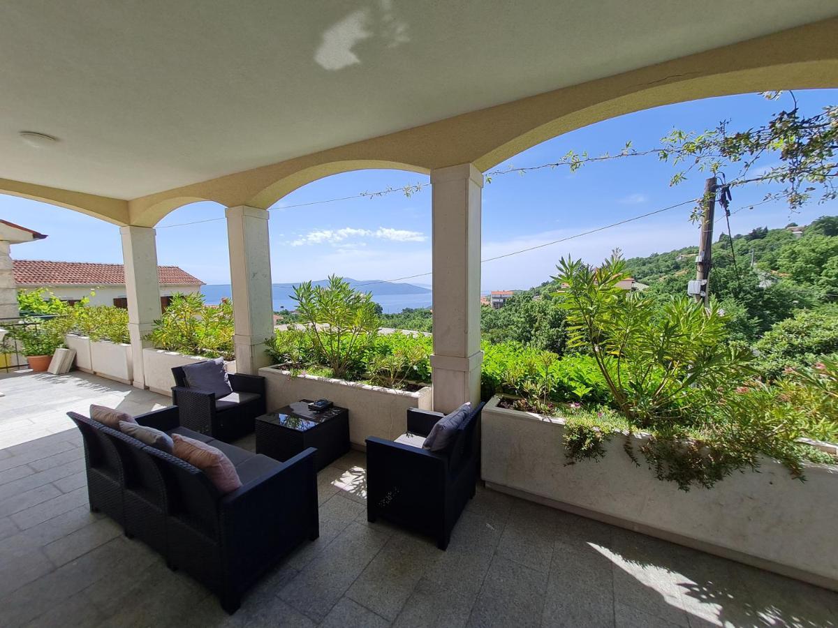 Apartman En Mošćenička Draga Exterior foto