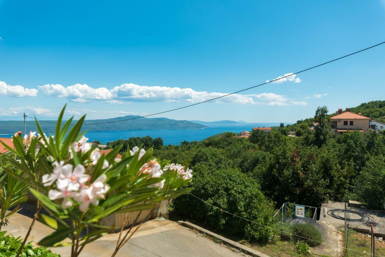 Apartman En Mošćenička Draga Exterior foto