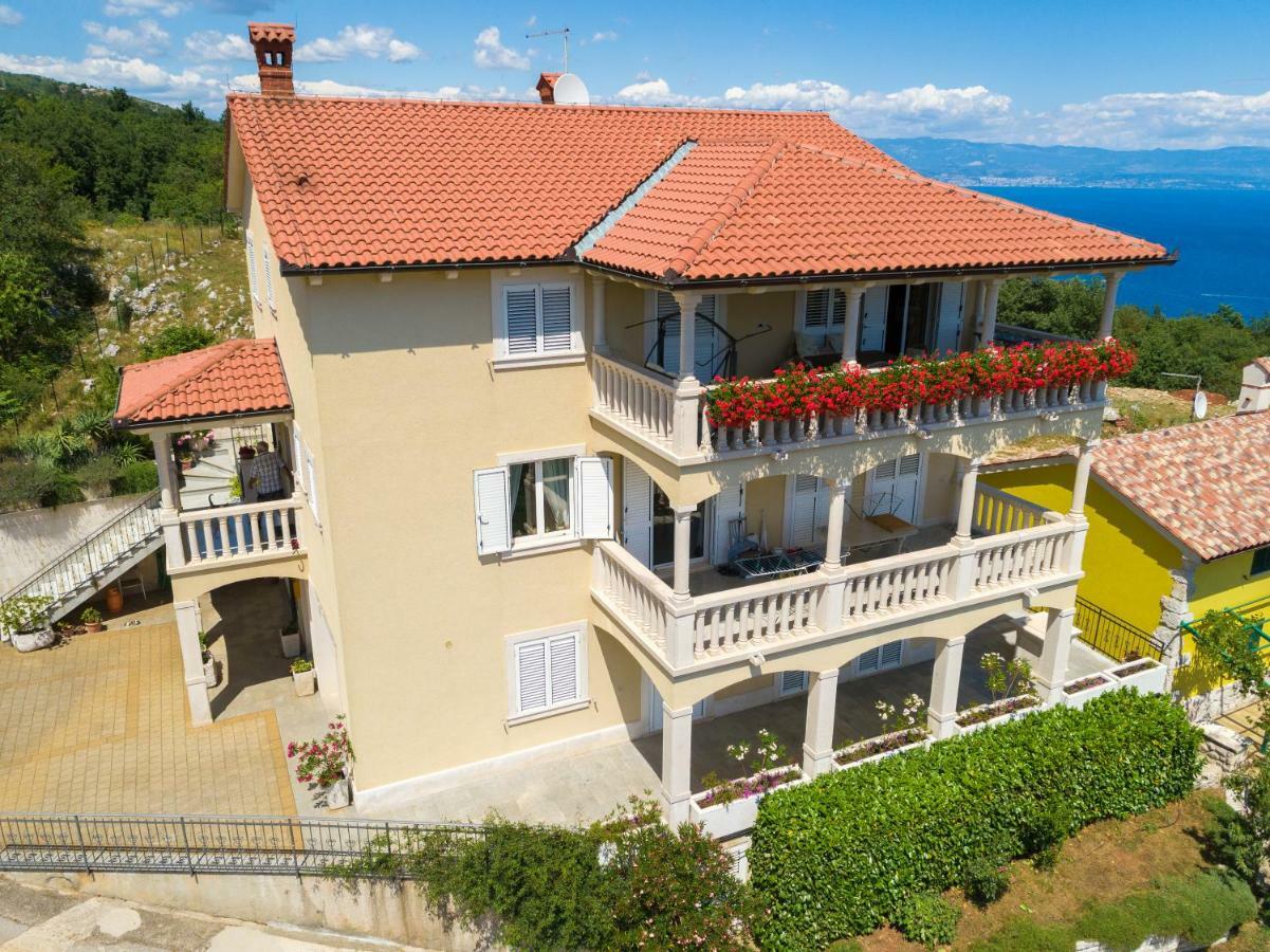 Apartman En Mošćenička Draga Exterior foto