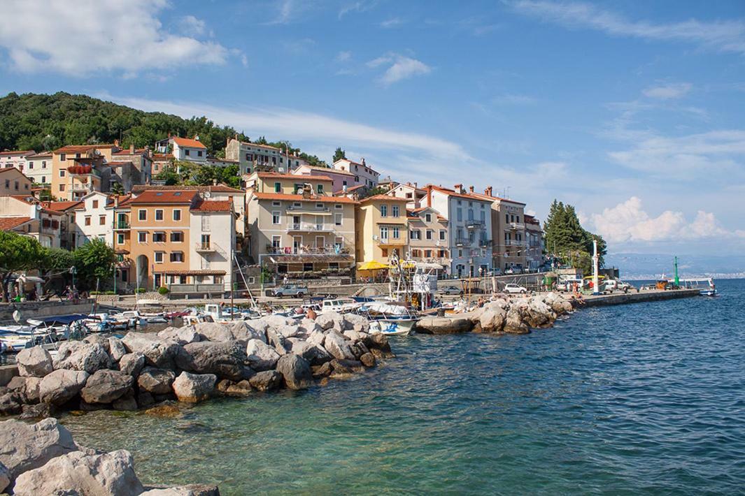 Apartman En Mošćenička Draga Exterior foto