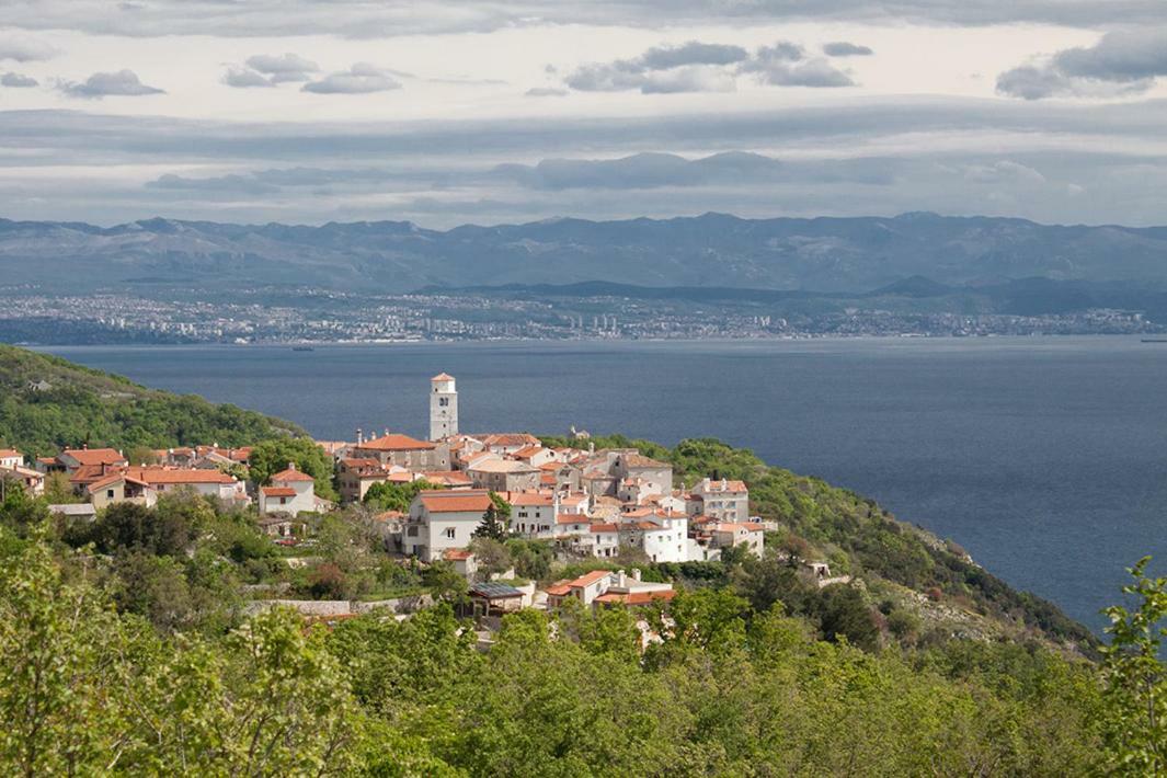 Apartman En Mošćenička Draga Exterior foto